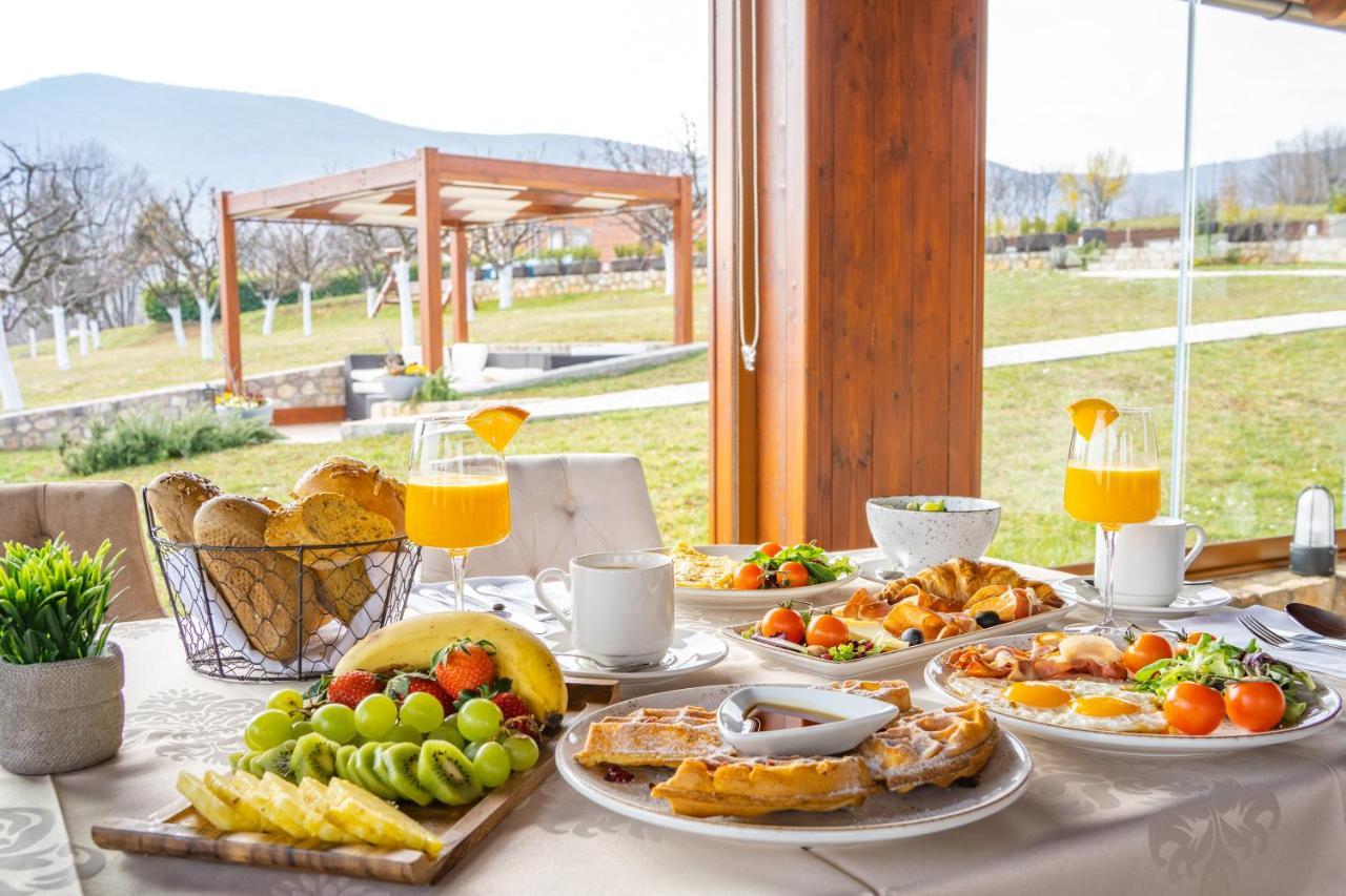 Hotel Degenija